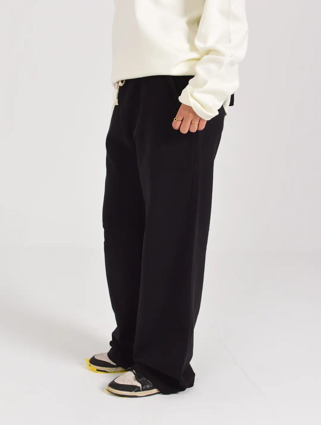 Wide-Leg Sweatpant Black