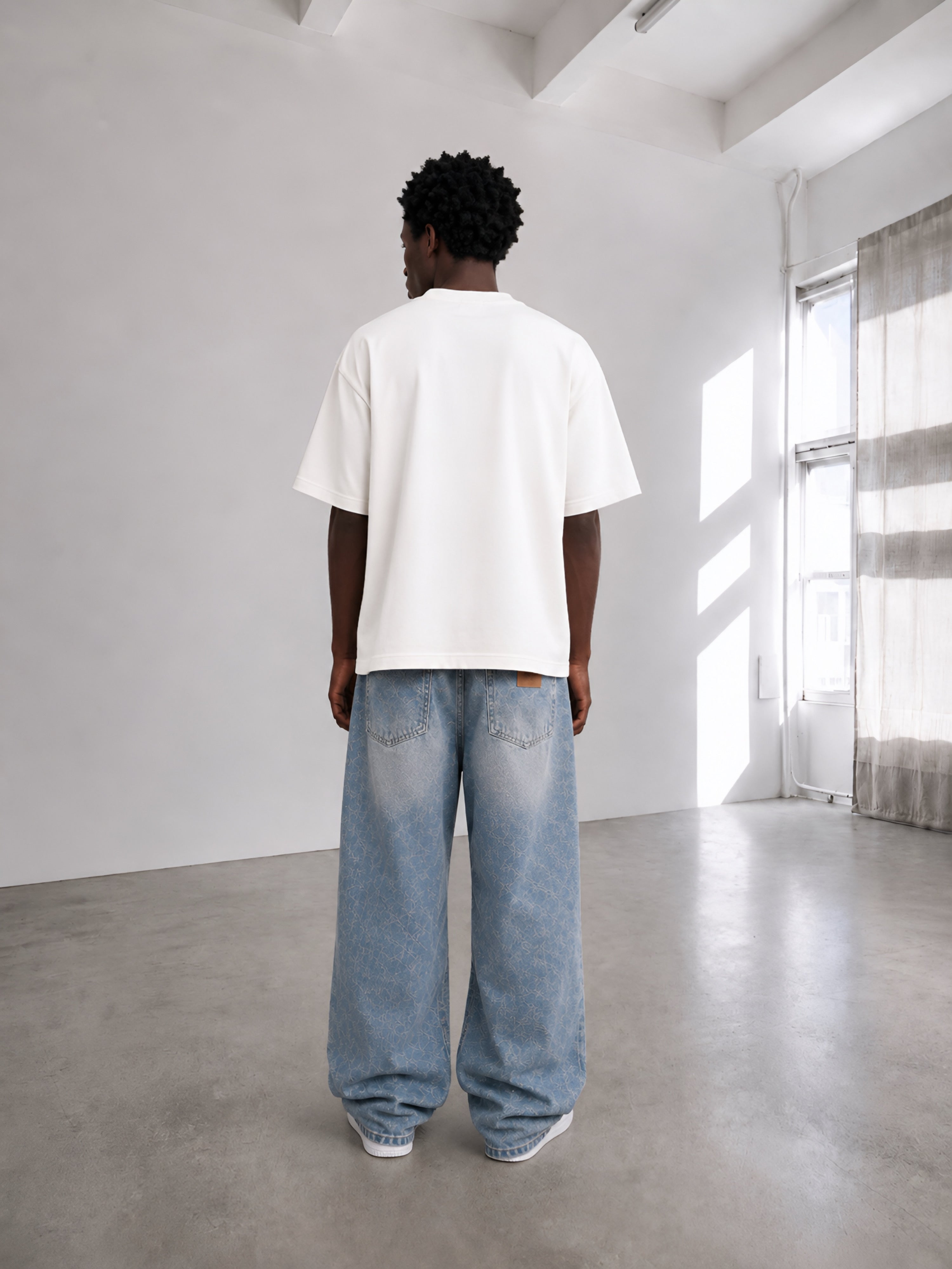 WHITE BASIC TEE