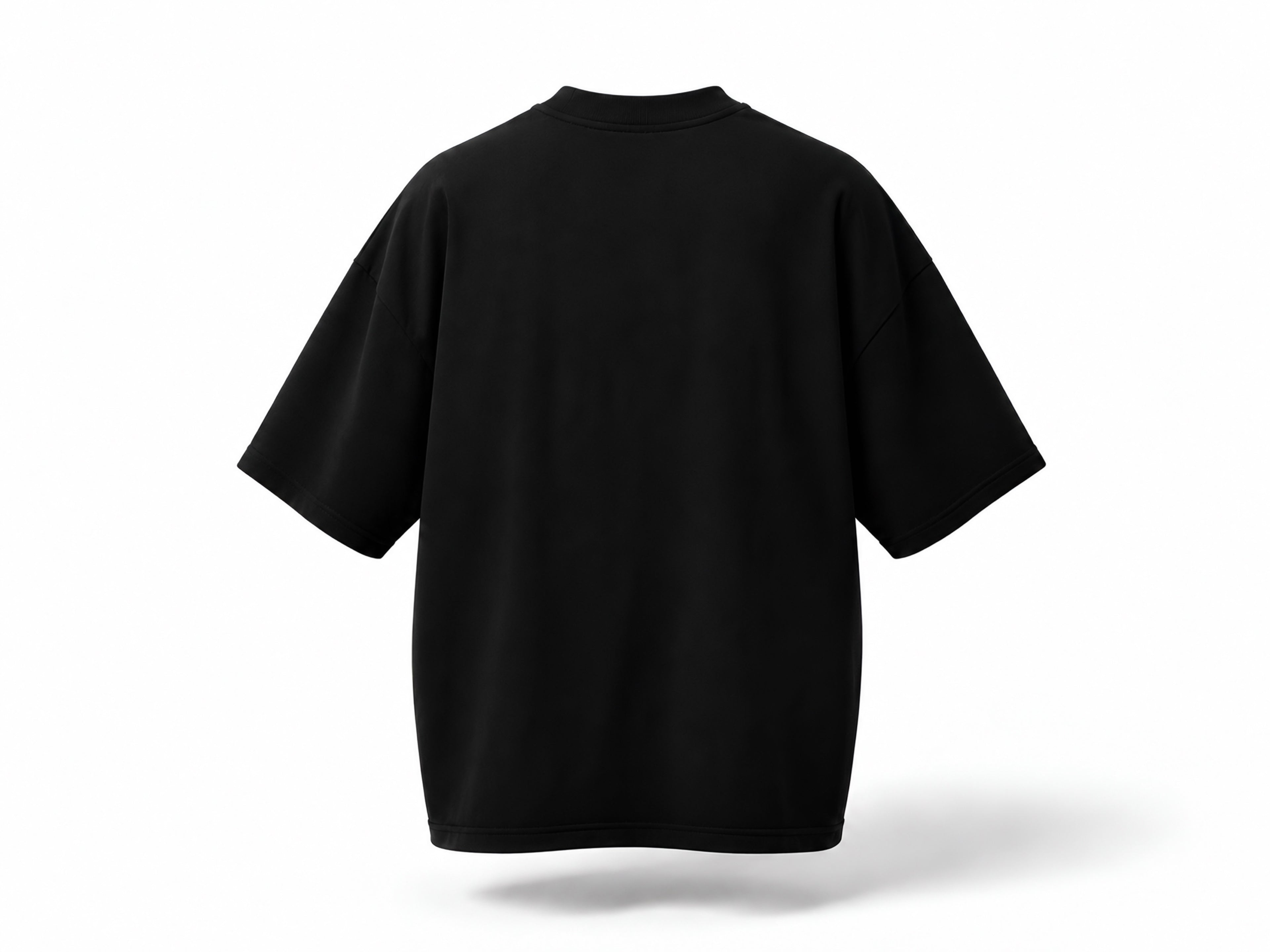 BLACK BASIC TEE