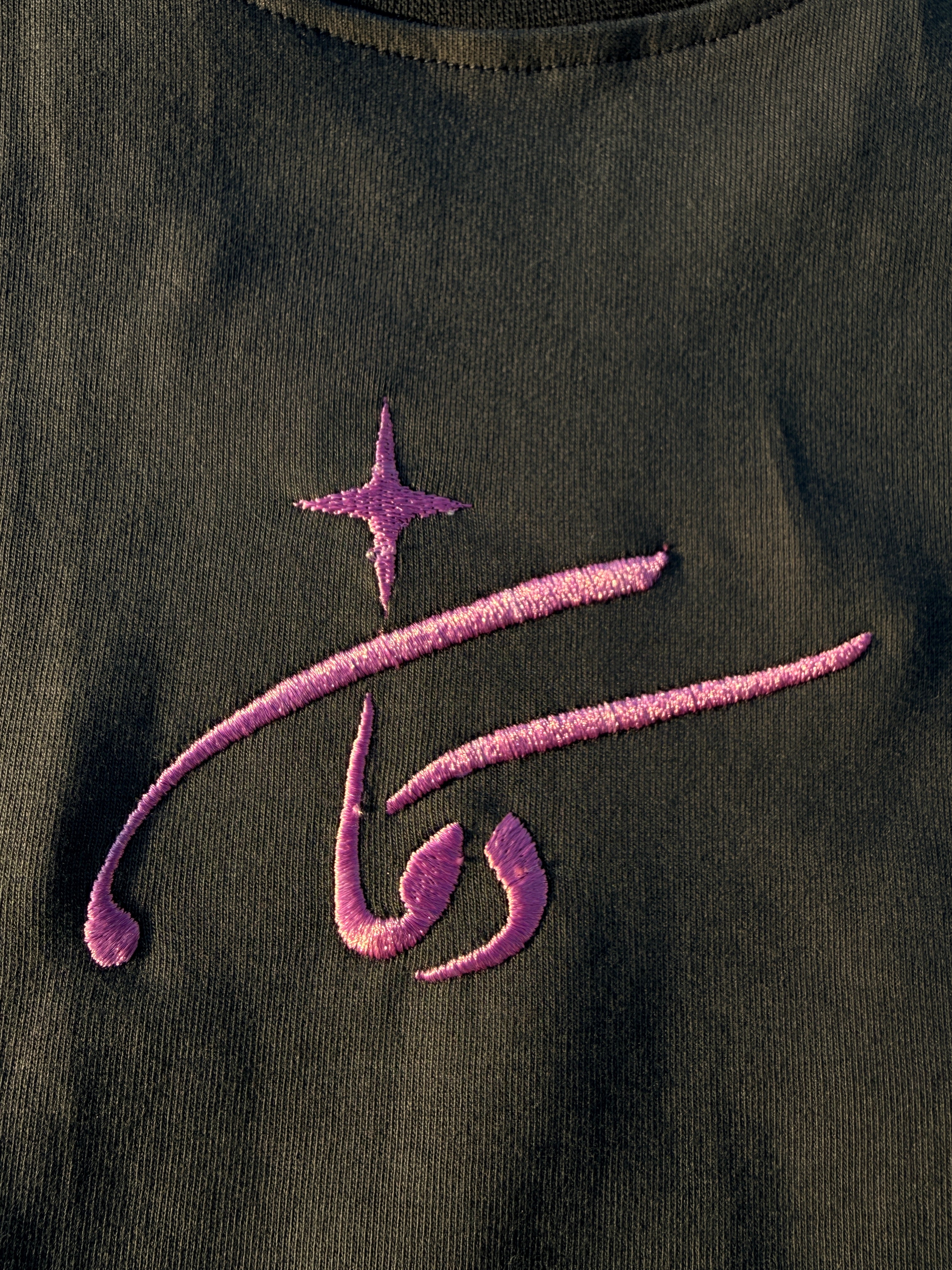 OM KHALTOUHM GRAY TEE